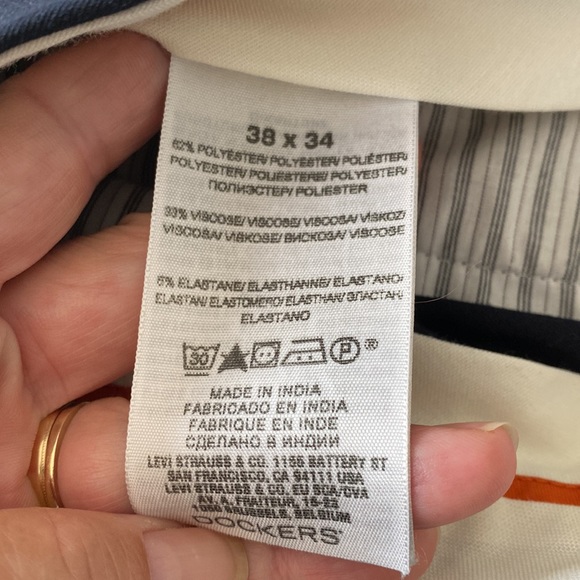 Dockers Pants - Picture 4 of 6